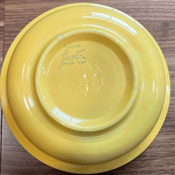 Fiestaware Vegetable Bowl in yellow (retired) - Picture 4 of 6